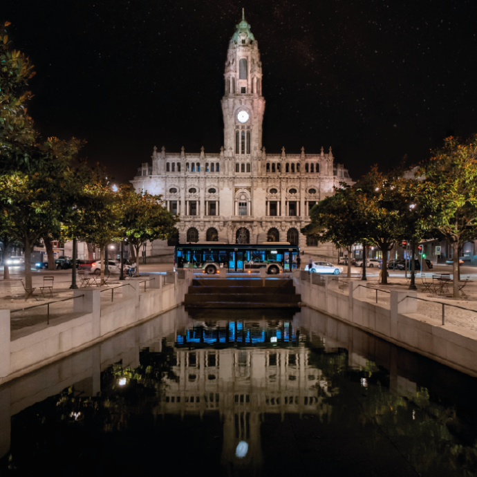 child greeting driver 